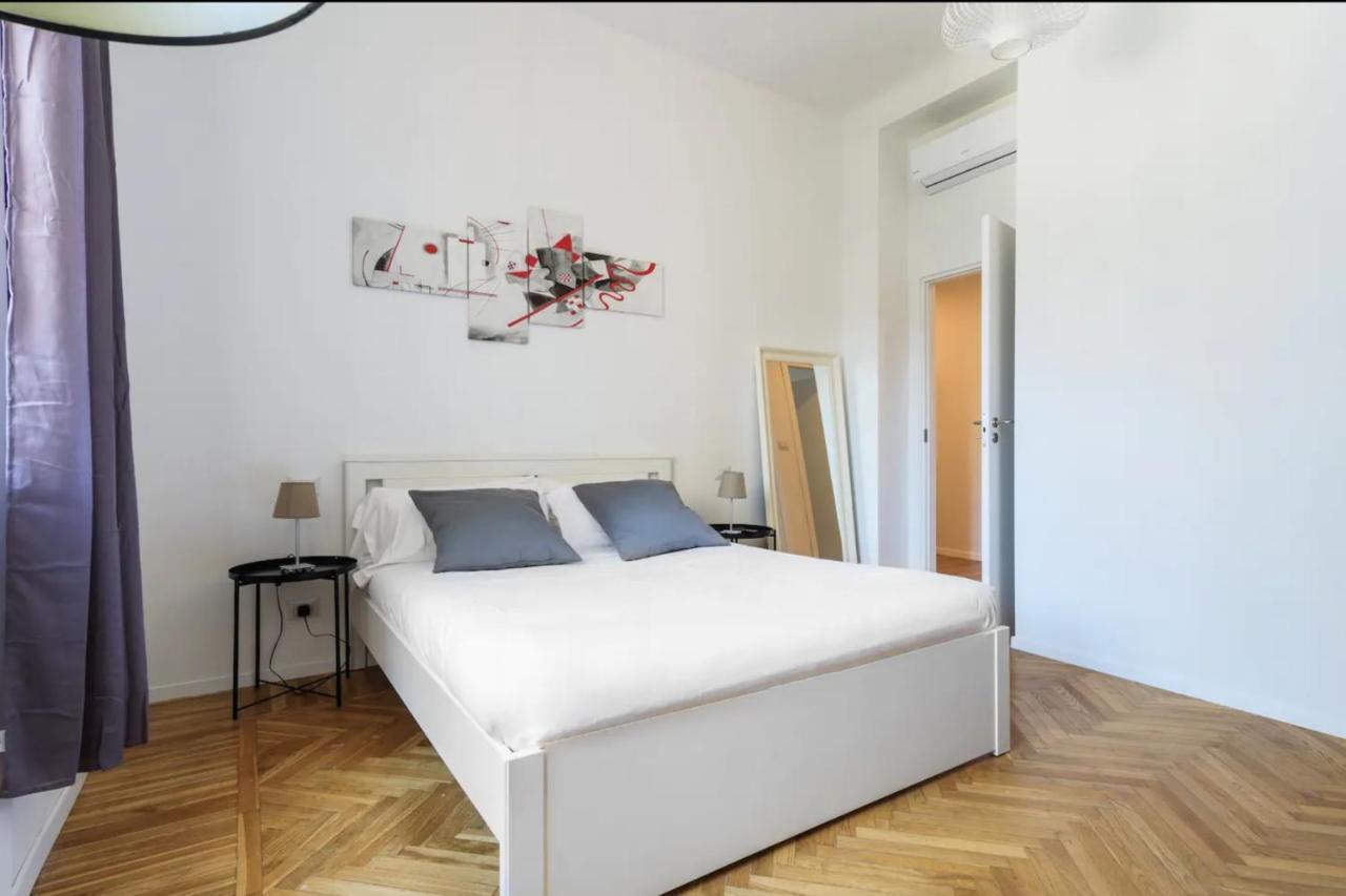 Luxury 4 Bedrooms Apartments Close To Duomo Milan Bagian luar foto