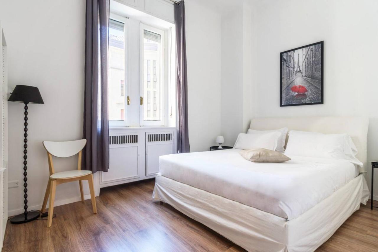 Luxury 4 Bedrooms Apartments Close To Duomo Milan Bagian luar foto