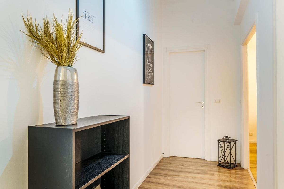 Luxury 4 Bedrooms Apartments Close To Duomo Milan Bagian luar foto