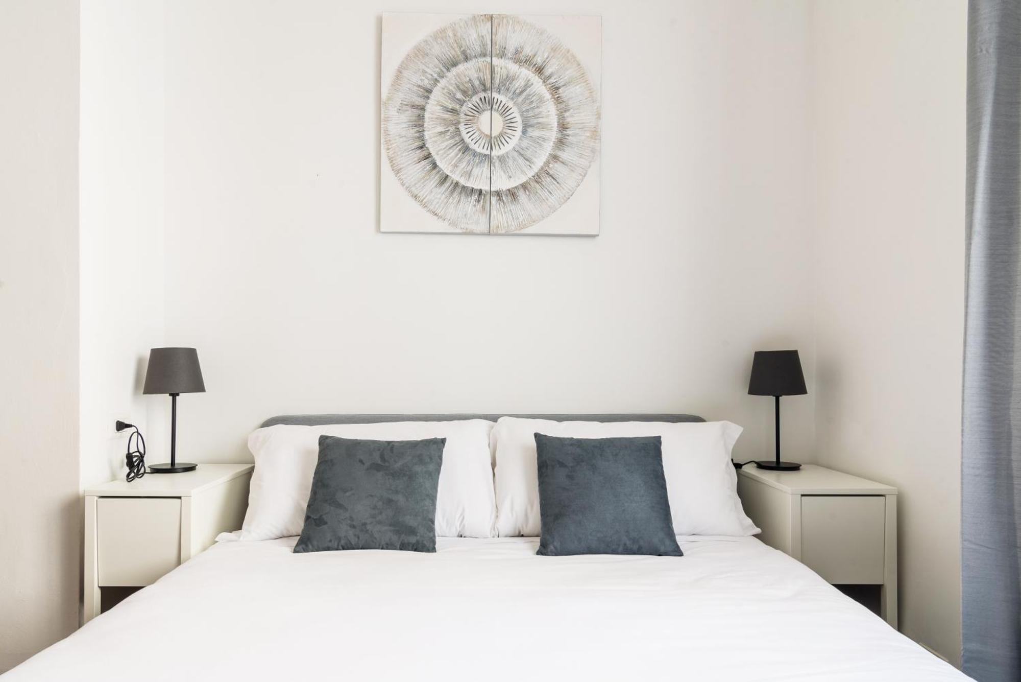 Luxury 4 Bedrooms Apartments Close To Duomo Milan Bagian luar foto