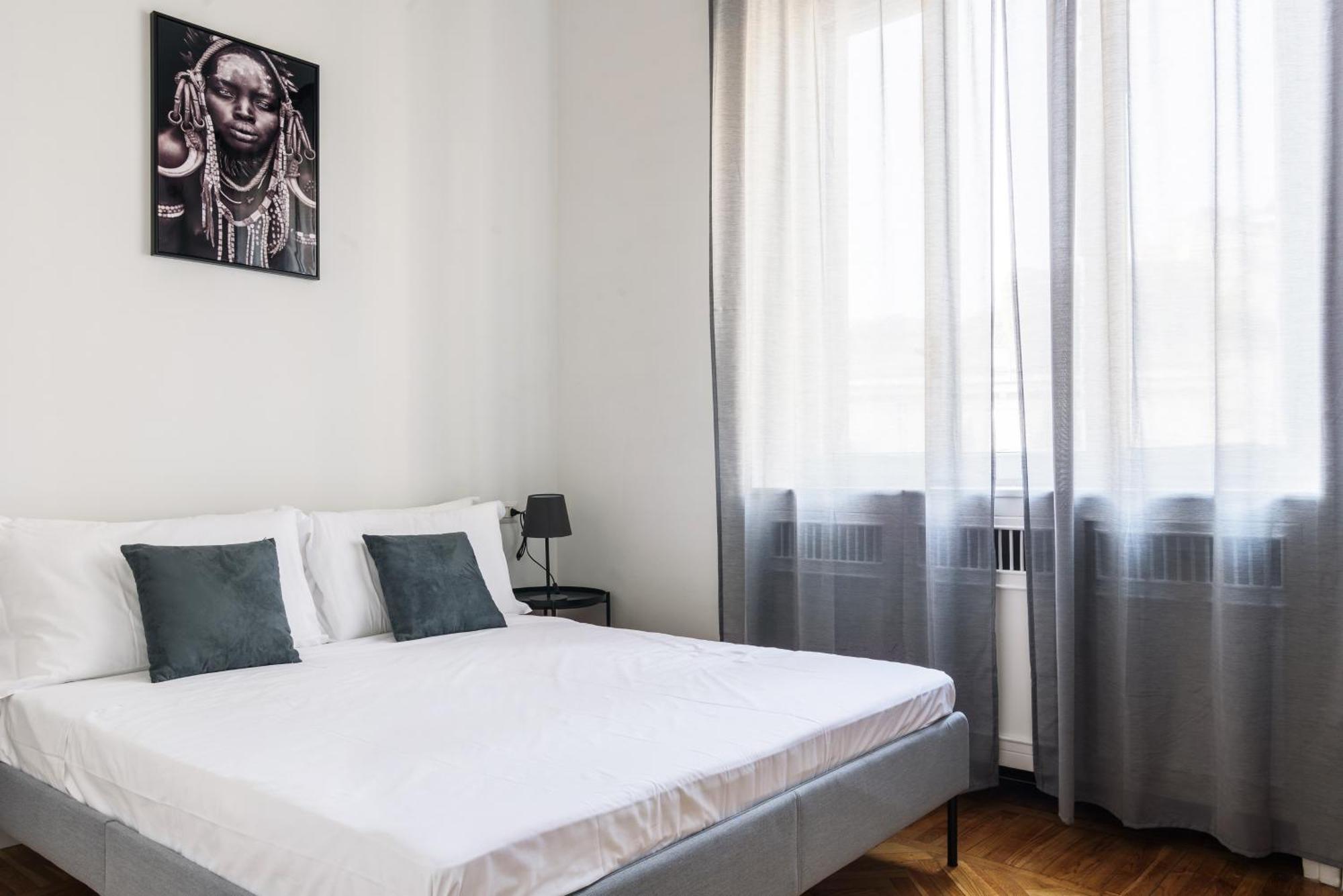 Luxury 4 Bedrooms Apartments Close To Duomo Milan Bagian luar foto