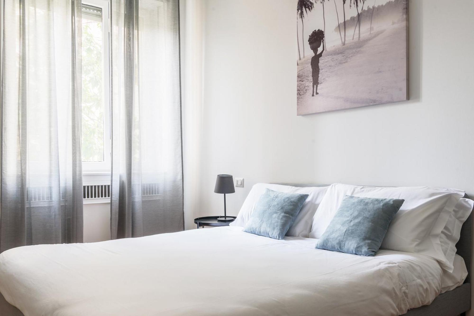 Luxury 4 Bedrooms Apartments Close To Duomo Milan Bagian luar foto
